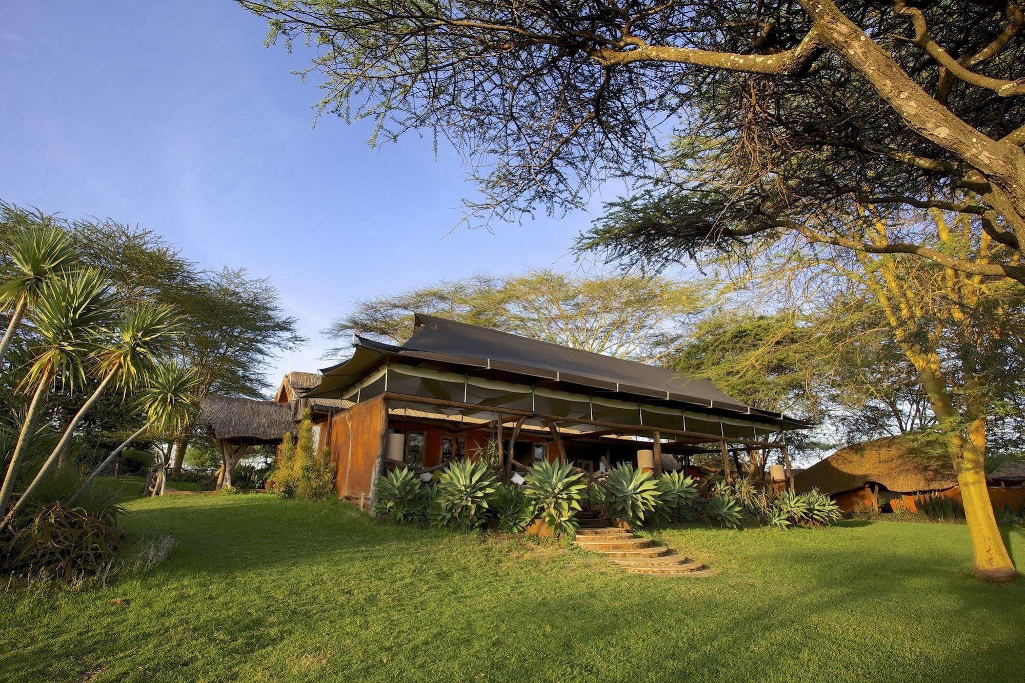 Hotel Elewana Lewa Safari Camp à Timau Extérieur photo