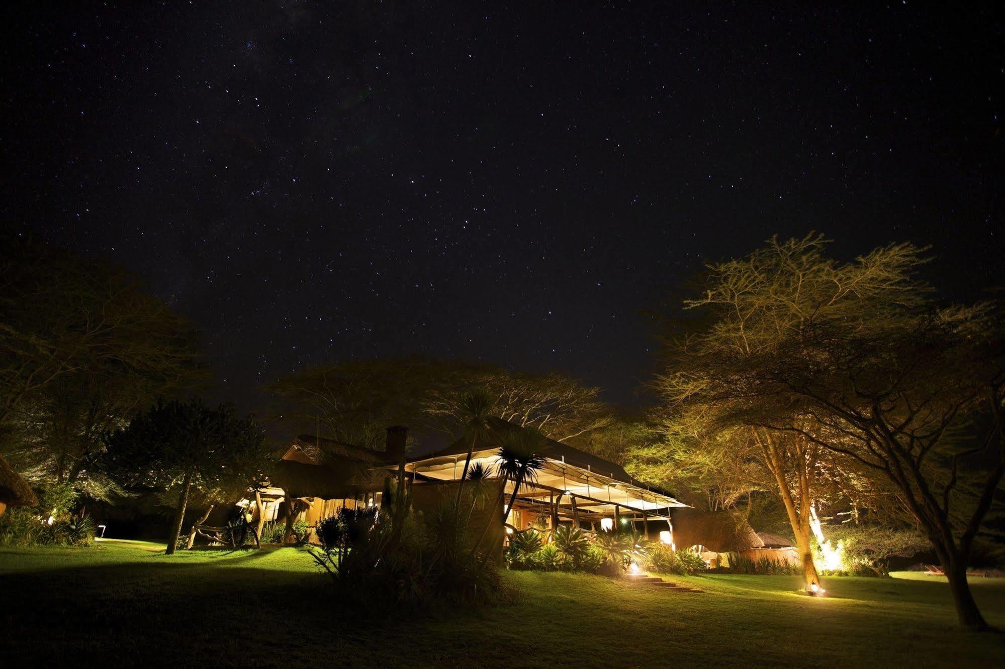 Hotel Elewana Lewa Safari Camp à Timau Extérieur photo