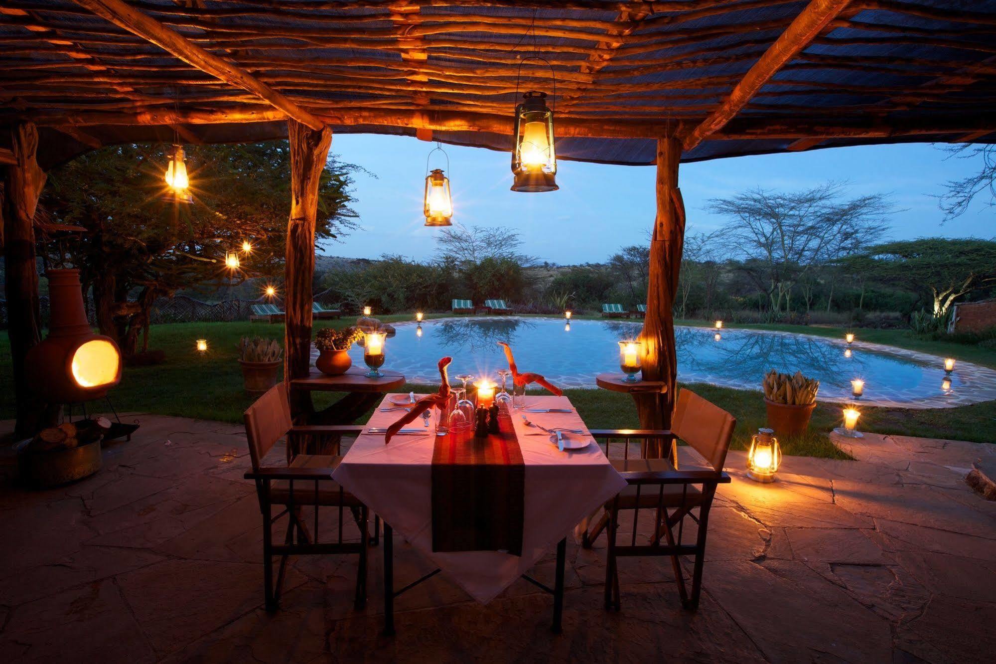 Hotel Elewana Lewa Safari Camp à Timau Extérieur photo