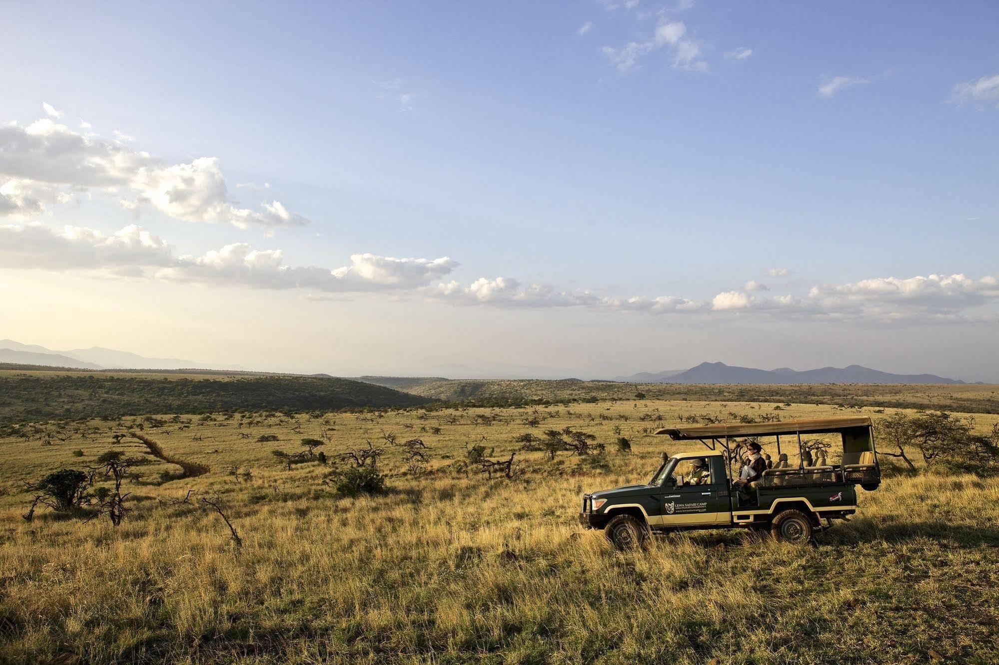 Hotel Elewana Lewa Safari Camp à Timau Extérieur photo
